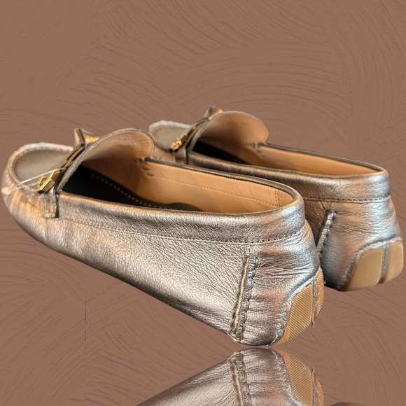 NWOT Cole Haan Women’s ‘Evelyn’ Bow Driver Loafer in “Pewter Metallic” Size 8.5 - Picture 12 of 16